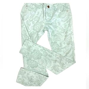 True Love Vintage Jeans Size 28 Two-toned Green Floral Print